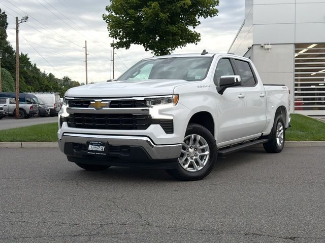 2022 Chevrolet Silverado 1500 LT 4WD photo