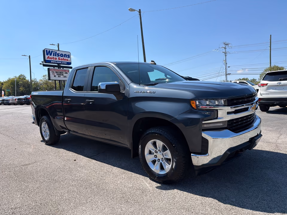 2020 Chevrolet Silverado 1500 LT 4WD photo