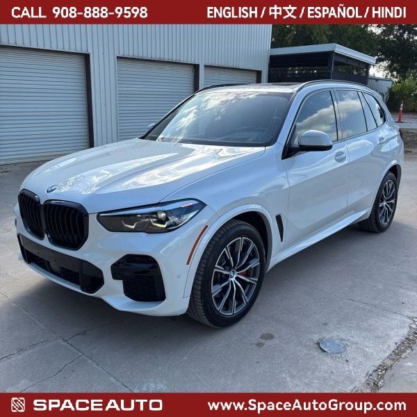 2022 BMW X5 xDrive40i AWD photo