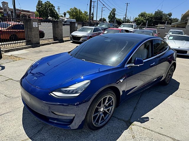 2019 Tesla Model 3 Mid Range RWD photo