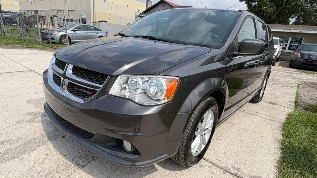 2019 Dodge Grand Caravan SXT FWD photo