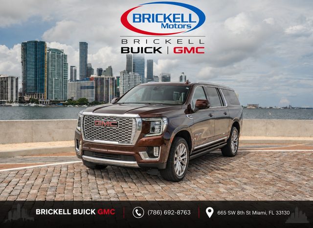 2022 GMC Yukon XL Denali 4WD photo