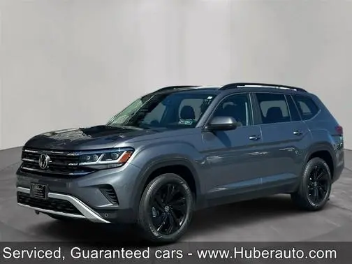 2022 Volkswagen Atlas 3.6L V6 SE w/Technology AWD photo