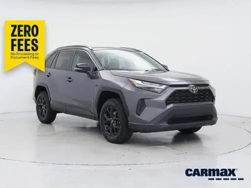 2022 Toyota RAV4 XLE FWD photo
