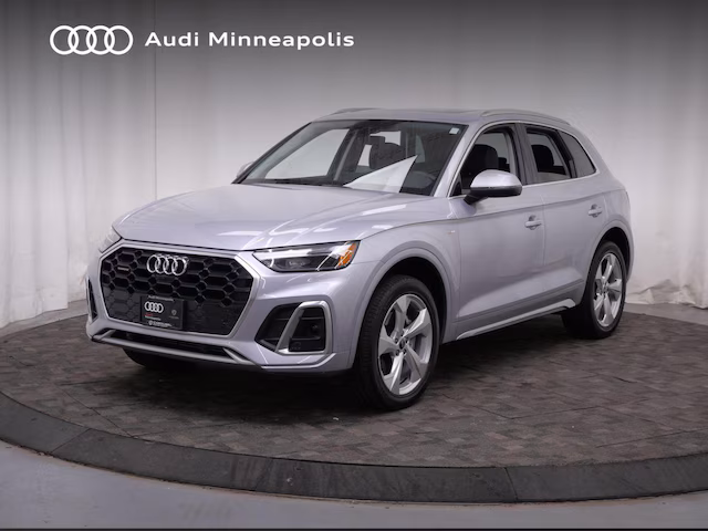 2022 Audi Q5 S line Premium Plus AWD photo