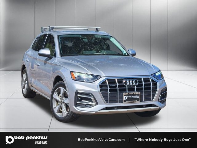 2022 Audi Q5 Premium Plus AWD photo