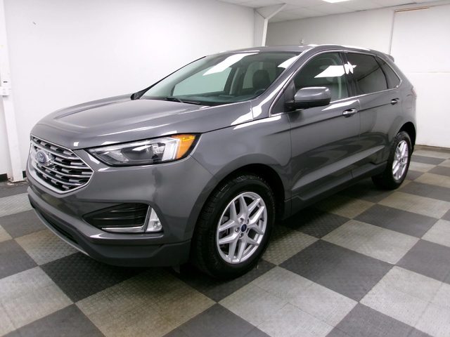 2022 Ford Edge SEL AWD photo