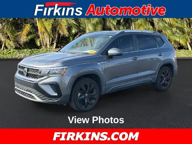 2022 Volkswagen Taos SE FWD photo