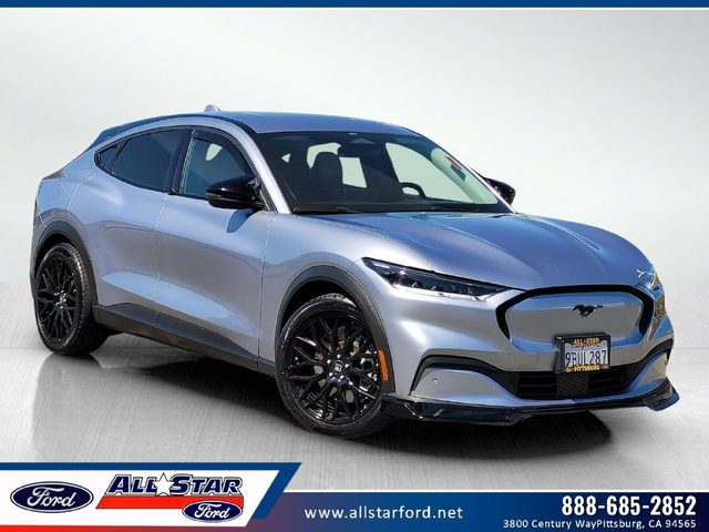 2022 Ford Mustang Mach-E Select RWD photo