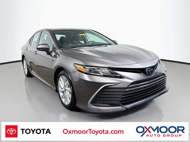 2022 Toyota Camry LE FWD photo