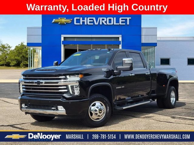 2022 Chevrolet Silverado 3500HD High Country 4WD photo