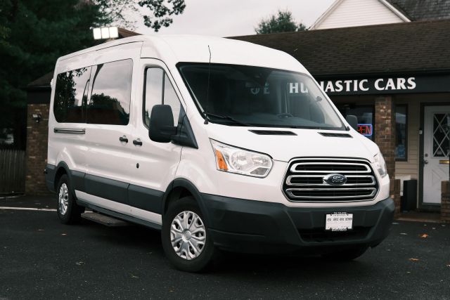 2019 Ford Transit Passenger Wagon XLT RWD photo
