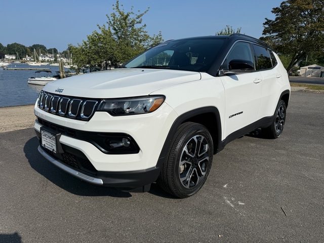 2022 Jeep Compass Limited 4WD photo