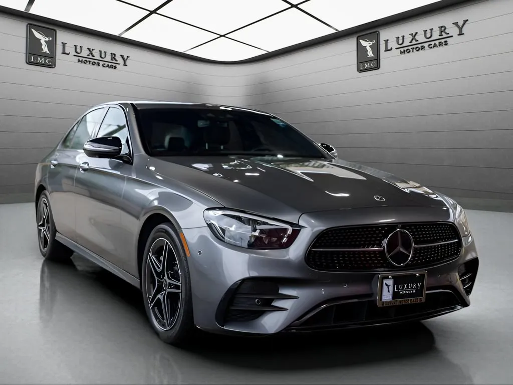 2022 Mercedes-Benz E-Class E 450 AWD photo
