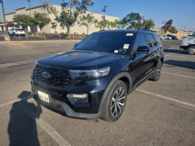 2022 Ford Explorer ST-Line RWD photo