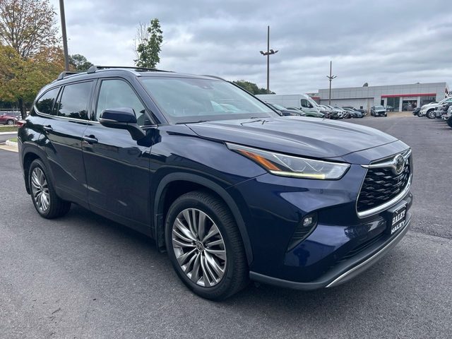 2022 Toyota Highlander Platinum AWD photo