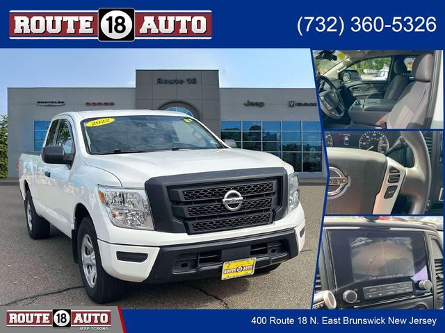 2022 Nissan Titan S 4WD photo