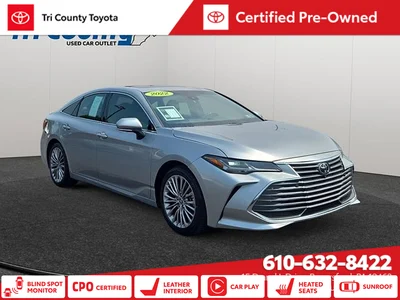 2022 Toyota Avalon Limited FWD photo