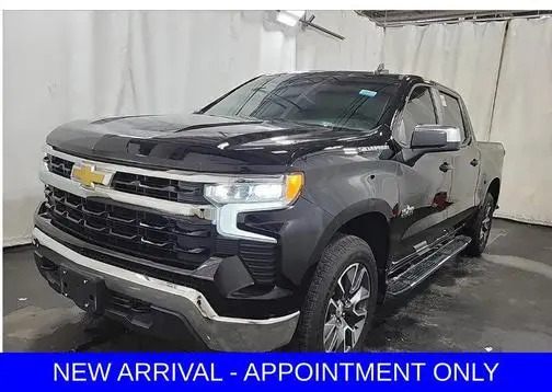 2022 Chevrolet Silverado 1500 LT 4WD photo