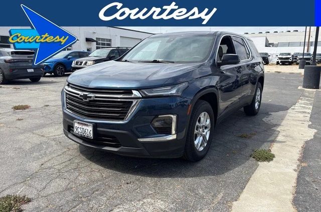 2022 Chevrolet Traverse LS FWD photo