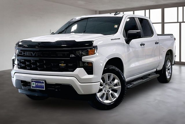 2022 Chevrolet Silverado 1500 Custom 4WD photo