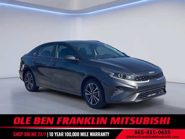 2023 Kia Forte LXS FWD photo