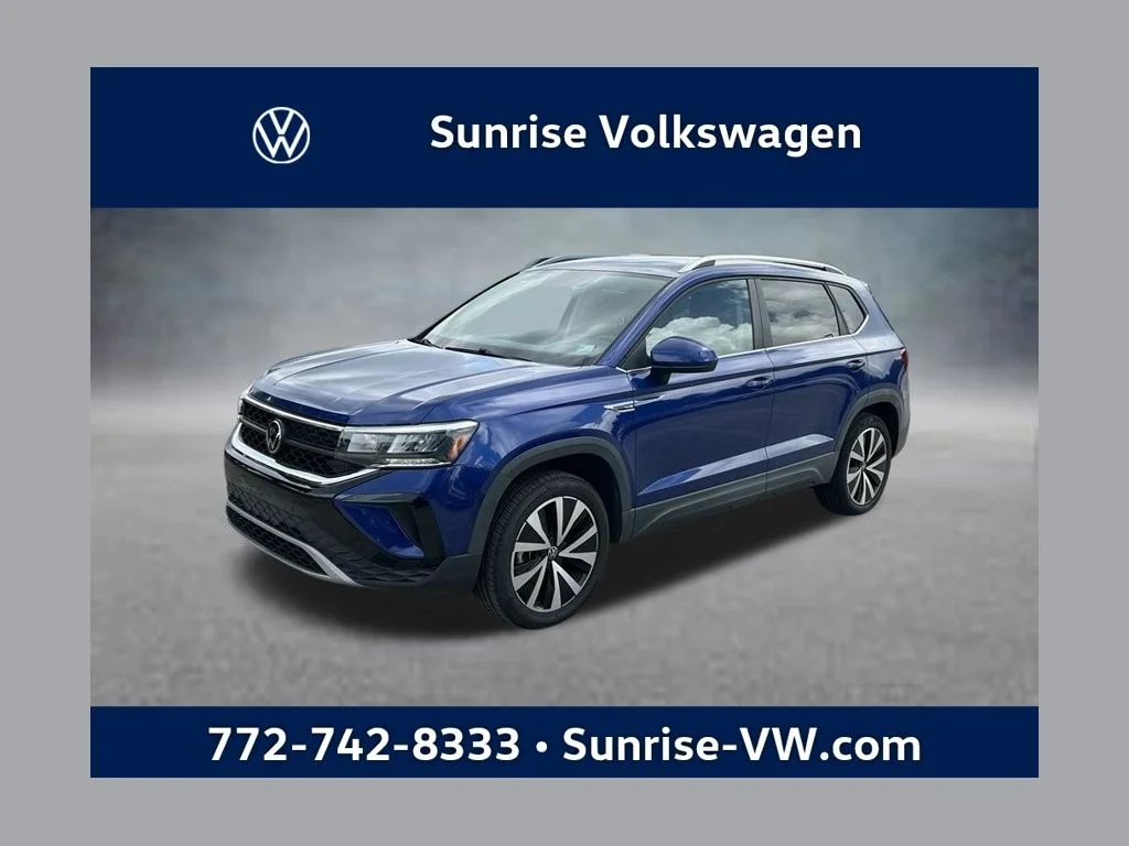 2022 Volkswagen Taos SE FWD photo