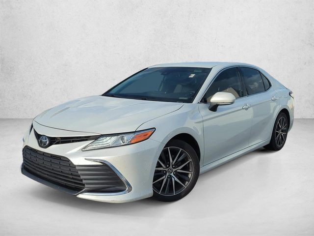 2022 Toyota Camry XLE FWD photo