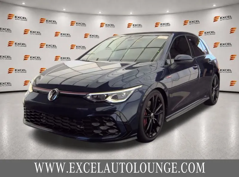 2022 Volkswagen Golf GTI SE FWD photo