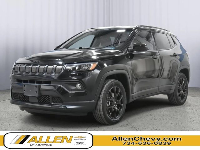 2022 Jeep Compass Altitude 4WD photo