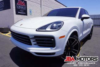 2023 Porsche Cayenne AWD photo