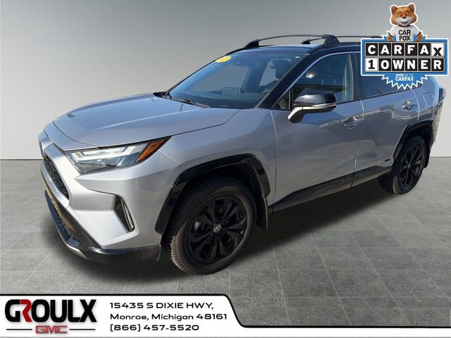 2022 Toyota RAV4 Hybrid XSE AWD photo