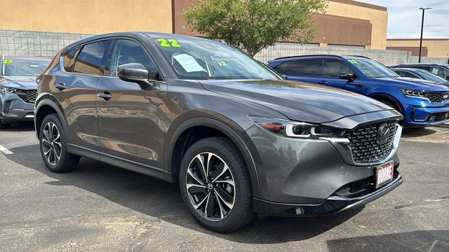 2022 Mazda CX-5 2.5 S Premium Package AWD photo
