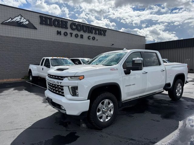 2022 Chevrolet Silverado 3500HD LTZ 4WD photo