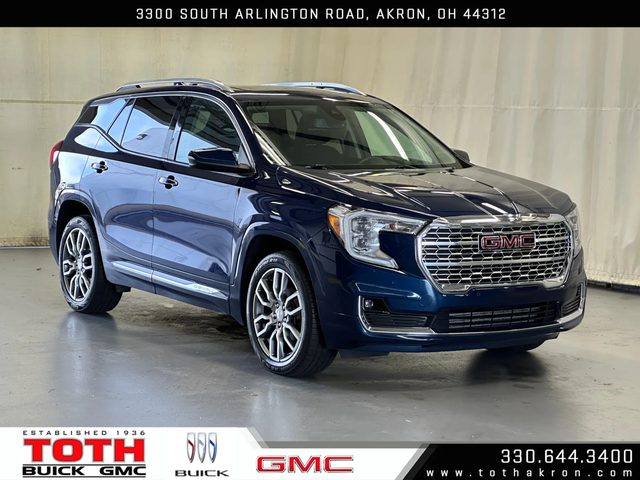 2022 GMC Terrain Denali AWD photo