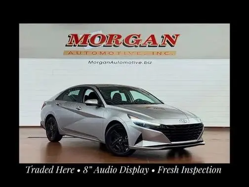 2023 Hyundai Elantra SEL FWD photo
