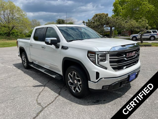 2022 GMC Sierra 1500 SLT 4WD photo