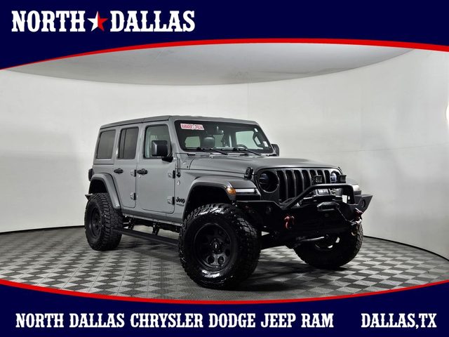 2022 Jeep Wrangler Unlimited Unlimited Sahara Altitude 4WD photo