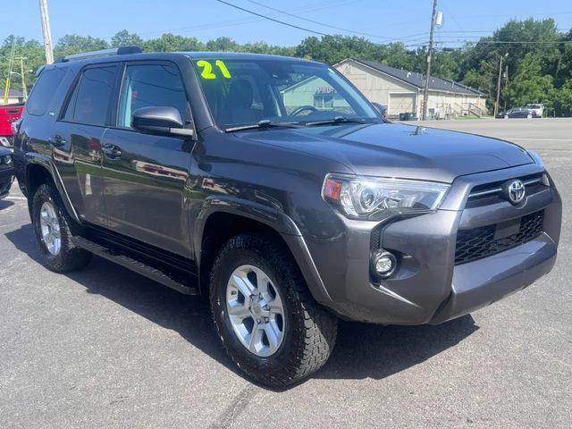 2021 Toyota 4Runner SR5 4WD photo