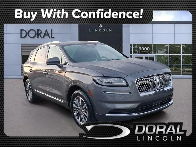 2022 Lincoln Nautilus Standard FWD photo