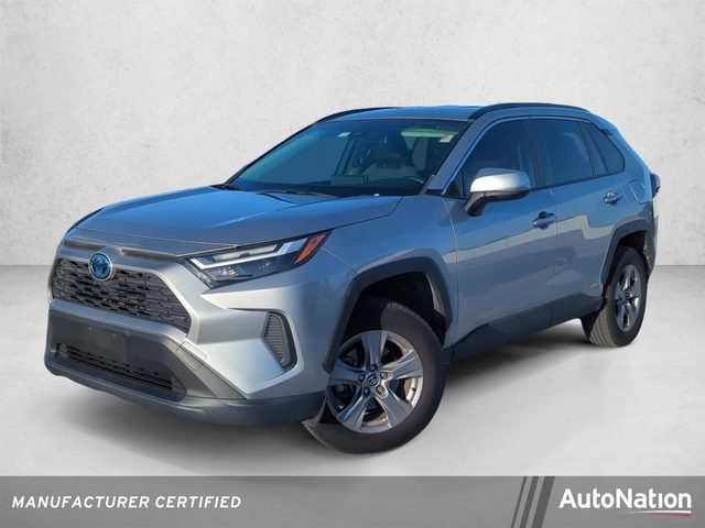 2022 Toyota RAV4 Hybrid XLE AWD photo
