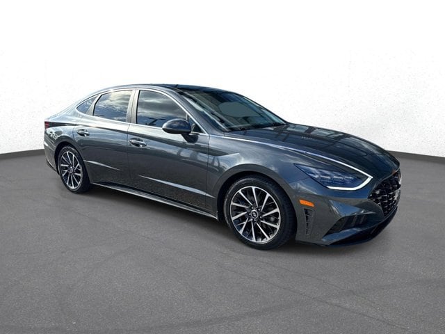 2022 Hyundai Sonata Limited FWD photo