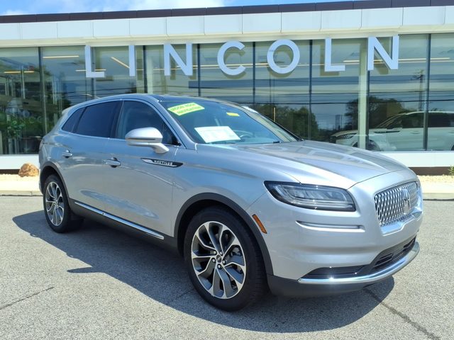 2022 Lincoln Nautilus Reserve AWD photo