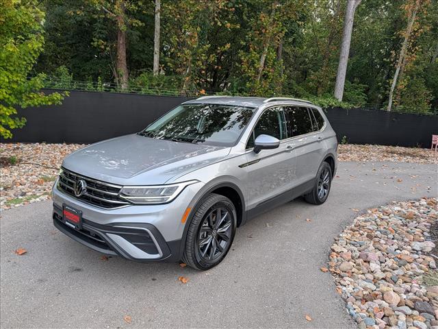 2022 Volkswagen Tiguan SE AWD photo