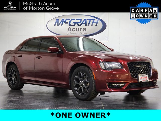 2022 Chrysler 300 Touring L AWD photo