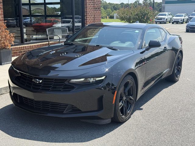 2023 Chevrolet Camaro LT1 RWD photo