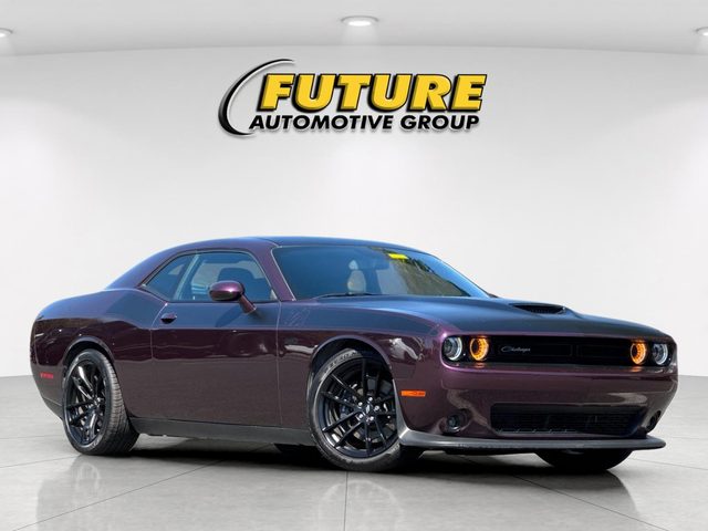 2022 Dodge Challenger R/T Scat Pack RWD photo