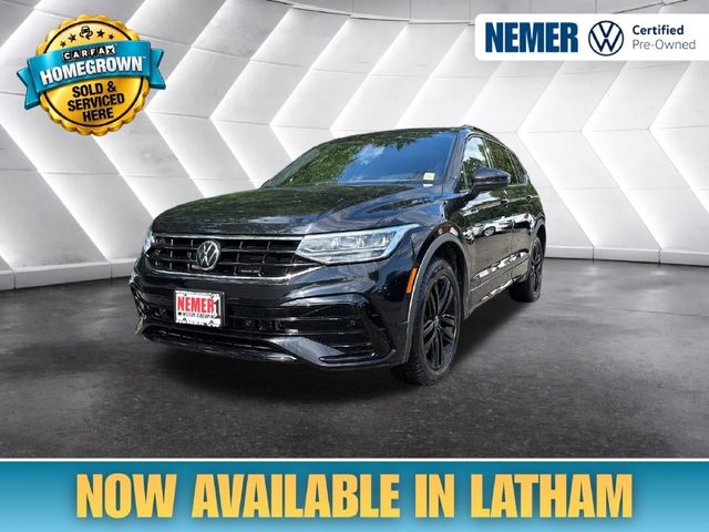 2022 Volkswagen Tiguan SE R-Line Black AWD photo