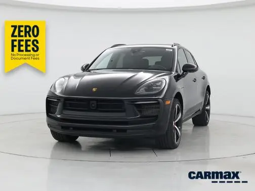 2023 Porsche Macan S AWD photo