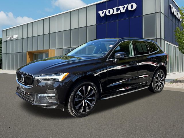 2023 Volvo XC60 Core AWD photo